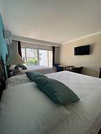 HOTEL TESORO BEACH