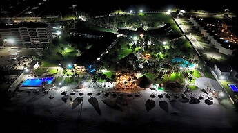 HOTEL TESORO BEACH