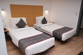 Hotel Triton