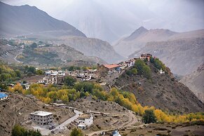 Lo Mustang Himalayan Resort