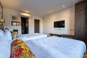 Lo Mustang Himalayan Resort