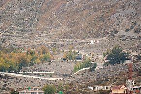 Lo Mustang Himalayan Resort
