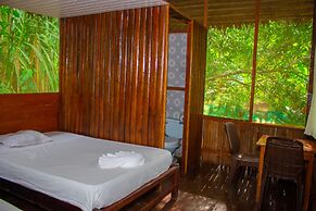Tronco Tambopata Adventure