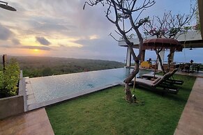 Uluwatu Sunset Hills