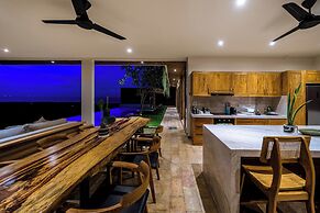 Uluwatu Sunset Hills