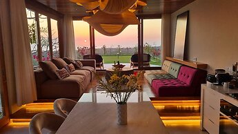 Uluwatu Sunset Hills