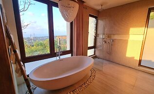 Uluwatu Sunset Hills