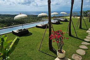Uluwatu Sunset Hills