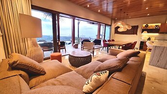 Uluwatu Sunset Hills