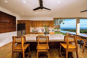 Uluwatu Sunset Hills