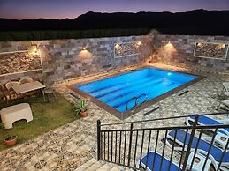 Royal Mountain Hotel