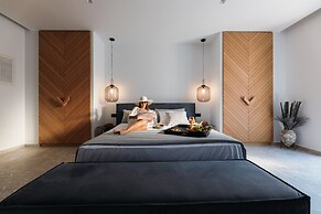 Milestones Naxos Hotel