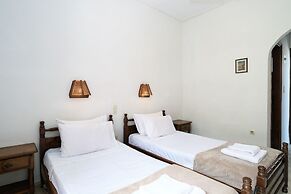 Koukounaries Beach Hotel