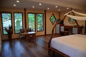 Serene Beach Villa