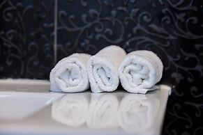 Kamaya Suites