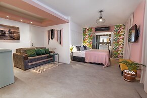 Kamaya Suites