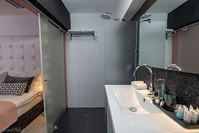 Kamaya Suites