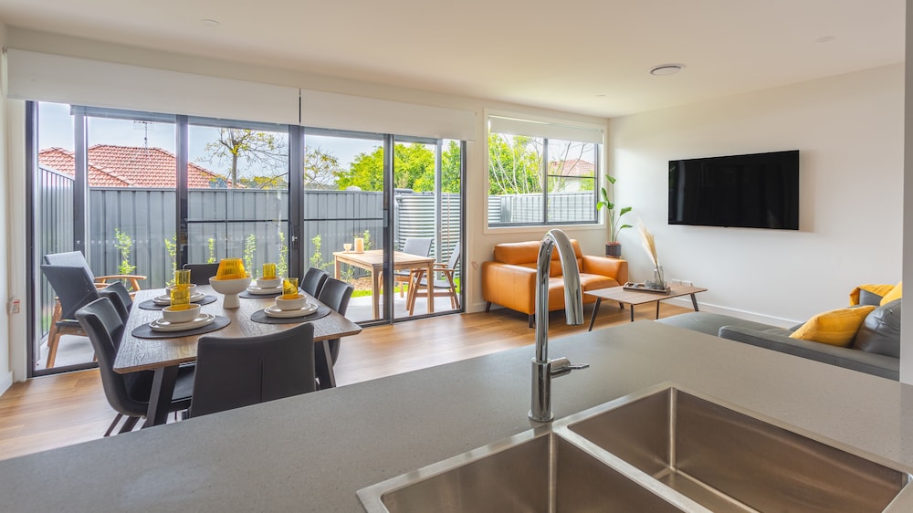 Chapel Heights Apartments