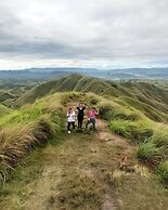 Mad Monkey Panglao