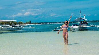 Mad Monkey Panglao