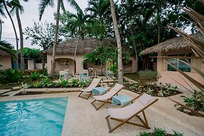 Mad Monkey Panglao
