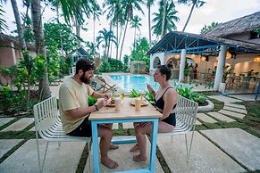 Mad Monkey Panglao