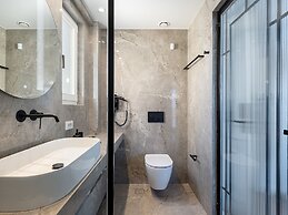 Riviera Suites