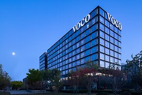 voco Hefei Binhu by IHG