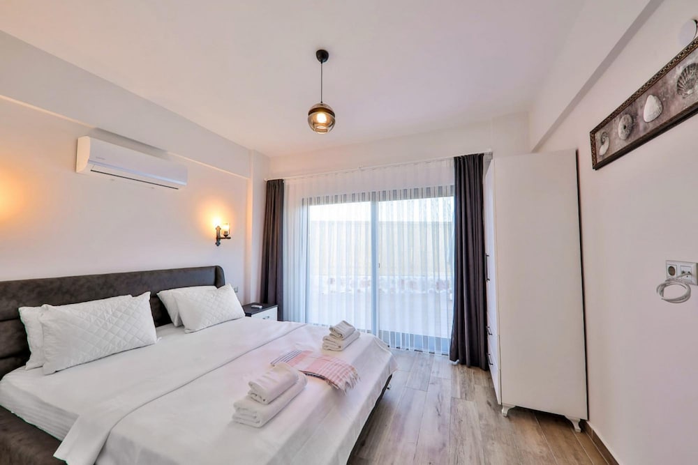 Charming Villa With Private Pool in Kas