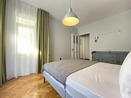 Missafir Spacious Flat Near Caddebostan Coast