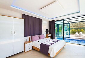 Dreamy Villa With Private Pool and Jacuzzi in Kas