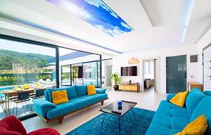 Dreamy Villa With Private Pool and Jacuzzi in Kas