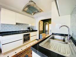 Missafir Flat With Bosphorus View in Rumeli Hisari