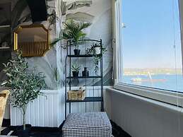 Missafir Flat With Bosphorus View in Rumeli Hisari