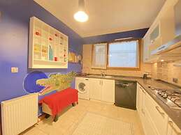 Missafir Flat With Bosphorus View in Kuzguncuk
