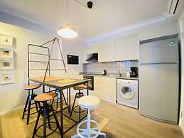 Missafir Central and Refreshing Flat in Beyoglu