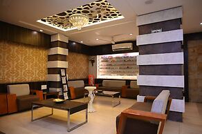 HOTEL CENTER POINT