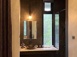 Zephyr Homestay