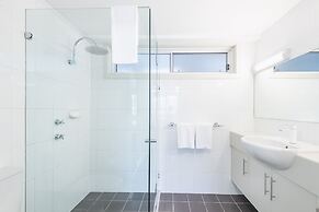 Warners Bay Apartments