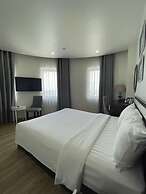 Lotus Hotel & Apartment