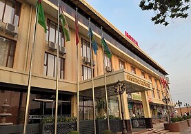 Khan Palace Hotel