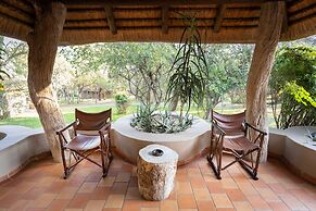 MILIMA Big 5 Safari Lodge
