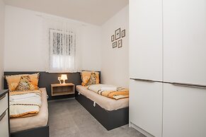 Apartment Spanic 1