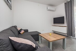 Apartment Spanic 1
