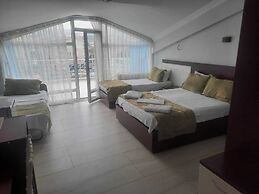 Deniz Otel