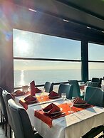 Deniz Otel
