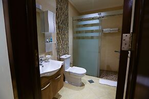 Lotaz Hotel Suites - Al Salamah