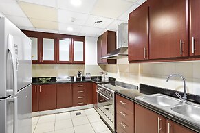 WelHome - Waterfront Family-Size Apt With JBR Beach Access