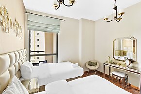 WelHome - Waterfront Family-Size Apt With JBR Beach Access