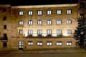Ines Luna Suites